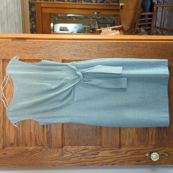NWT Ann Taylor The Petite Tie Waist Sheath Dress in Cross Weave Size 4 Petite - Picture 4 of 12